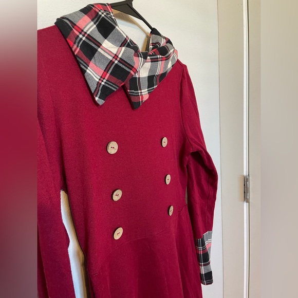 Women’s Red Plaid Print Panel Hooded Midi Dress Size 6 NWOT - Picture 7 of 11